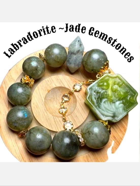 Hand Crafted Jewelry - 🎋Xiu Jade Rabbit Labradorite Bracelet
